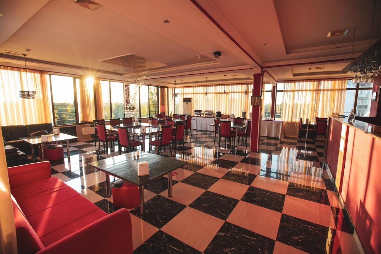 Hotel Park Green Pʼotʼi 外观 照片