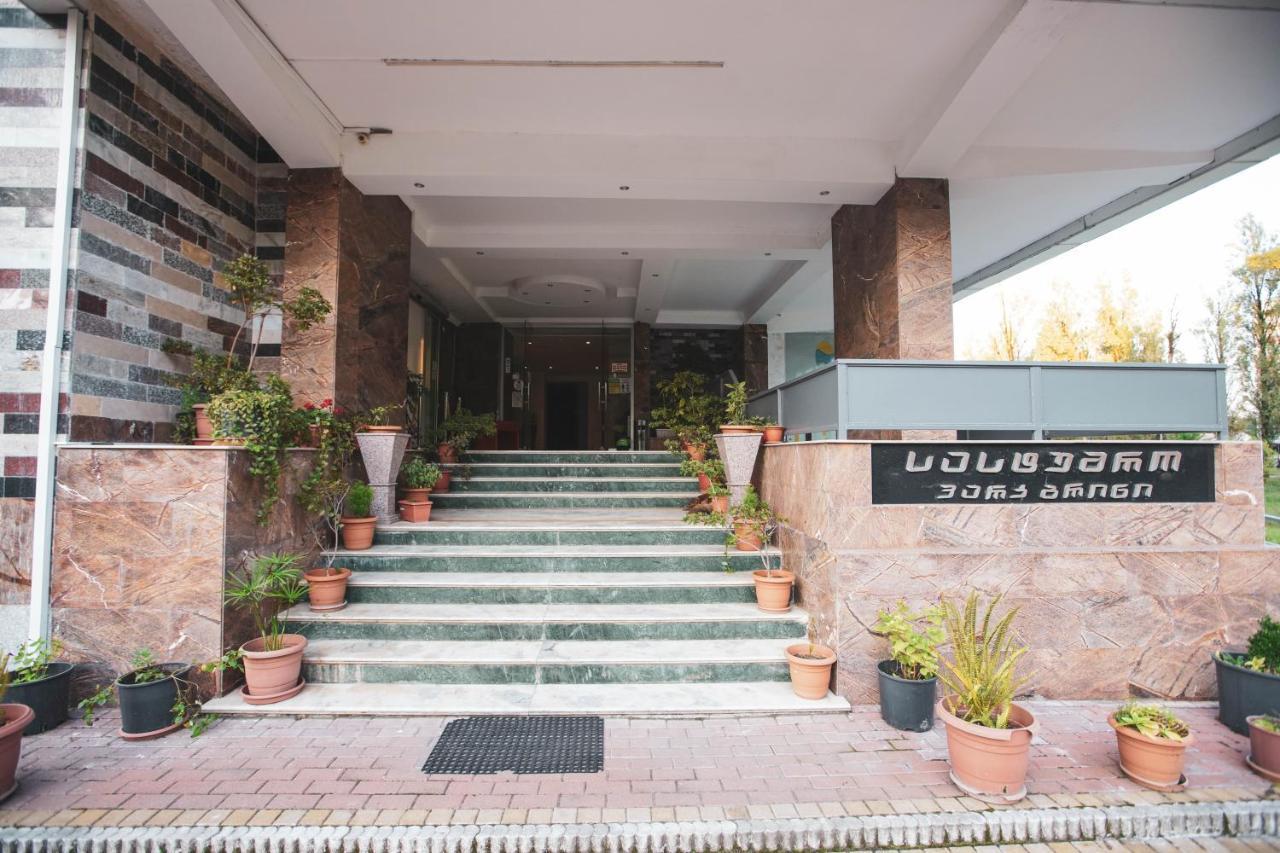 Hotel Park Green Pʼotʼi 外观 照片