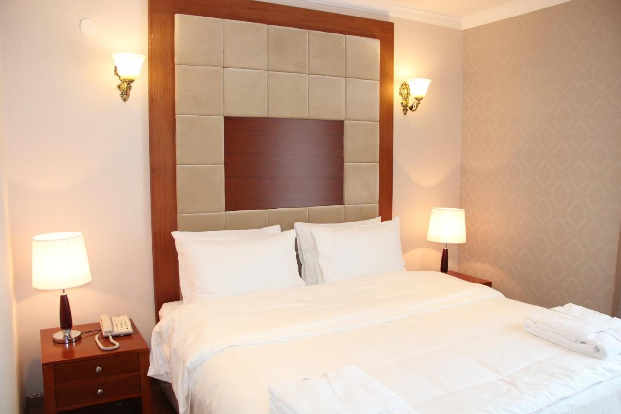 Hotel Park Green Pʼotʼi 外观 照片